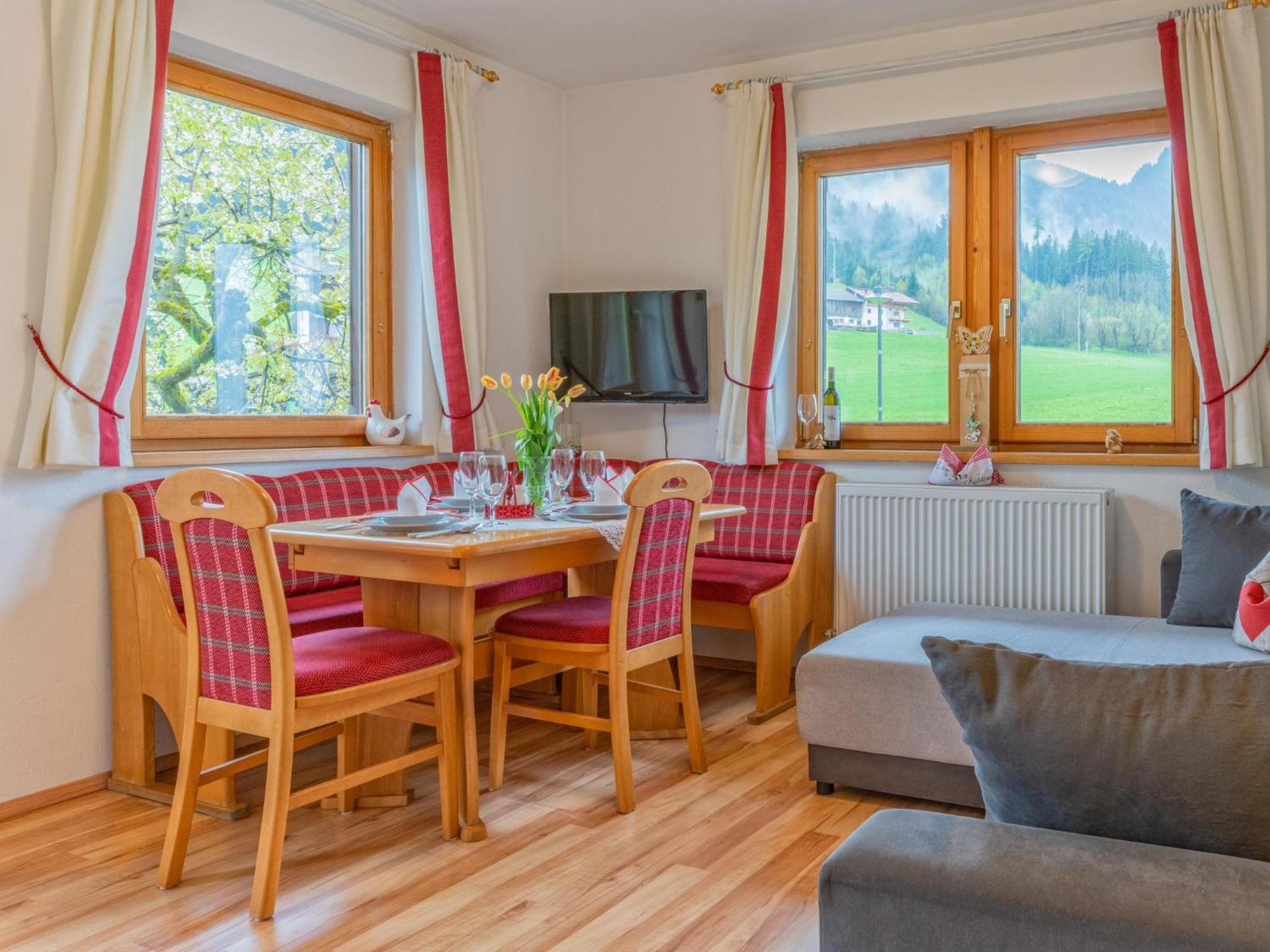 Johanna Reith im Alpbachtal Luaran gambar